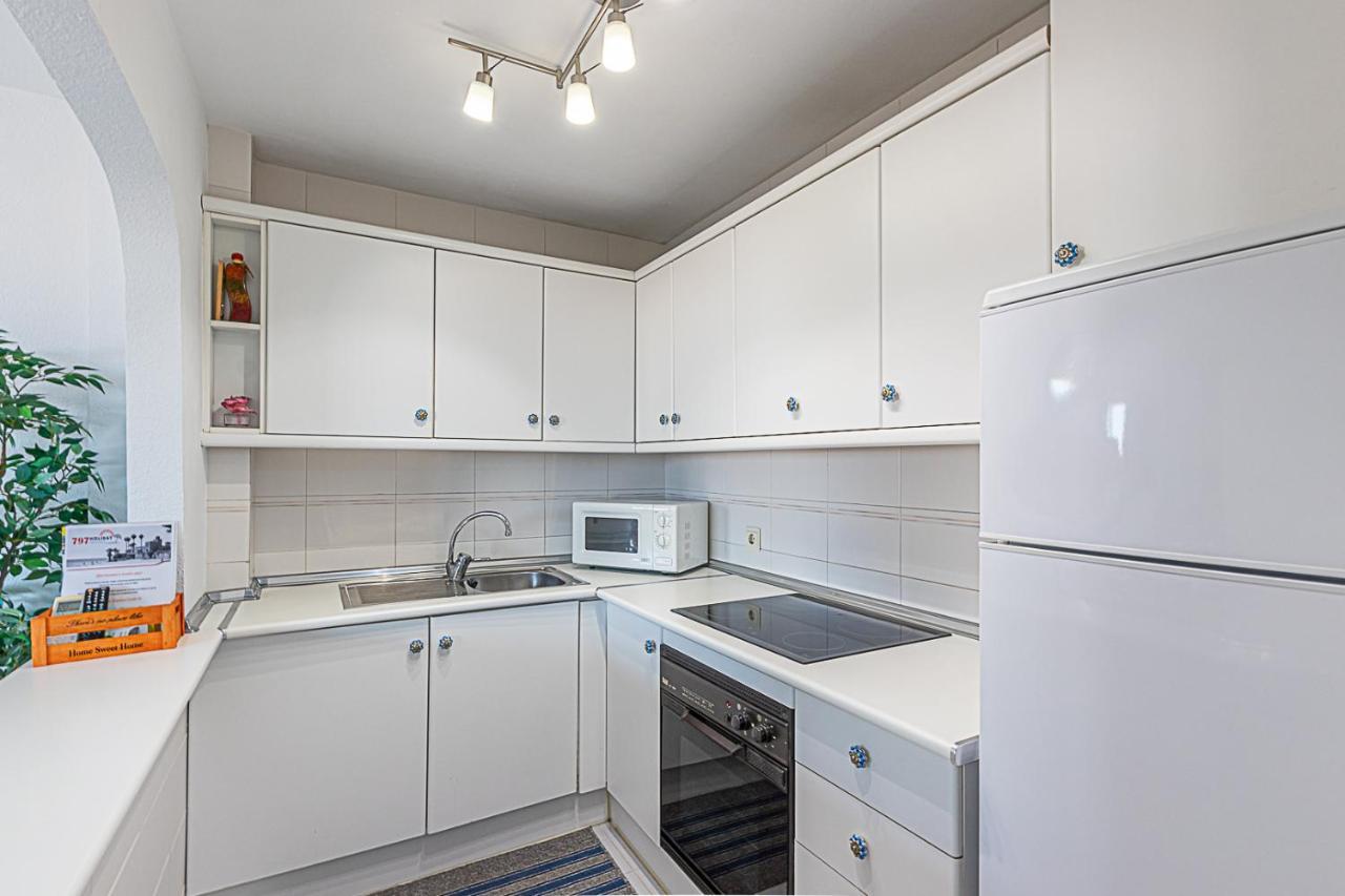 797 Holiday Rentals - Amplio Piso Para 4 En El Centro De Arroyo De La Miel 贝纳尔马德纳 外观 照片