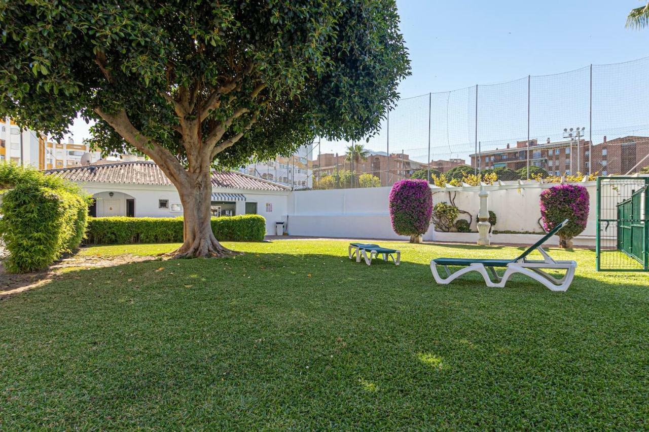 797 Holiday Rentals - Amplio Piso Para 4 En El Centro De Arroyo De La Miel 贝纳尔马德纳 外观 照片