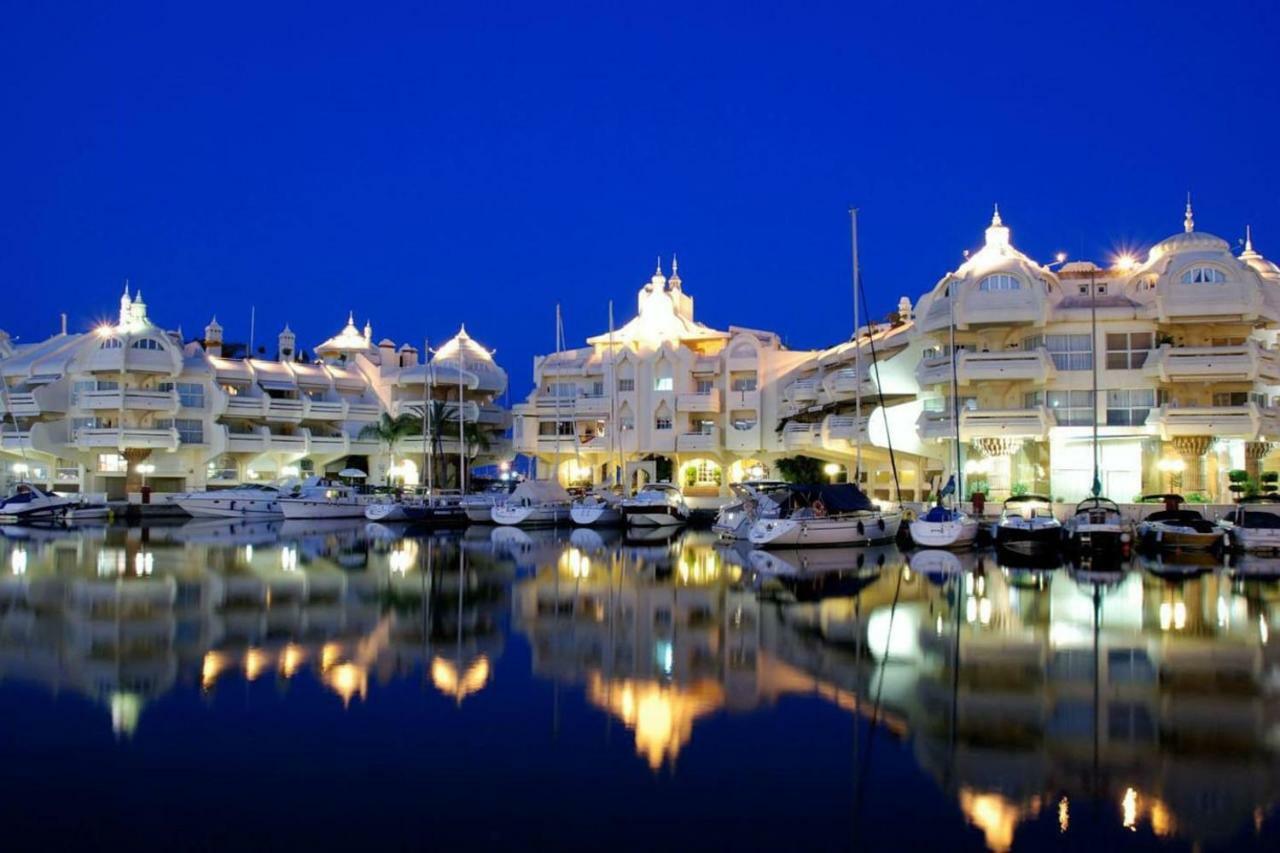 797 Holiday Rentals - Amplio Piso Para 4 En El Centro De Arroyo De La Miel 贝纳尔马德纳 外观 照片